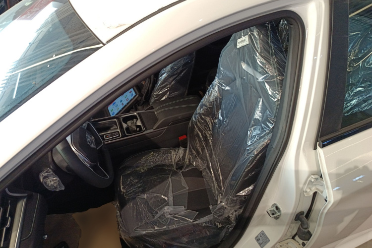 江淮汽车 江淮A5 PLUS 2023款 1.5T 自动豪华型中控内饰19