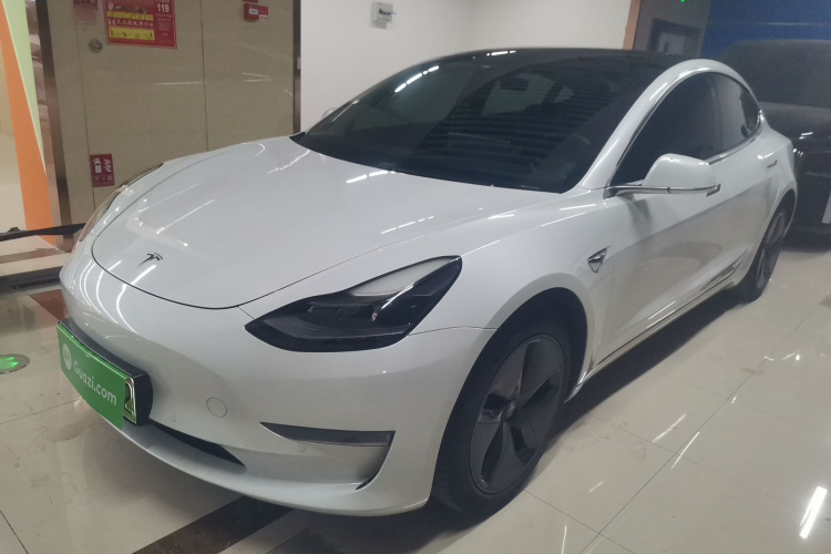 特斯拉 Model 3 2020款 改款 长续航后轮驱动版车身外观1