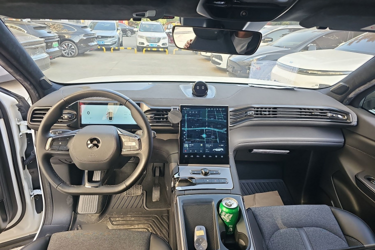 蔚来EC6 2020款 605KM 运动版中控内饰12