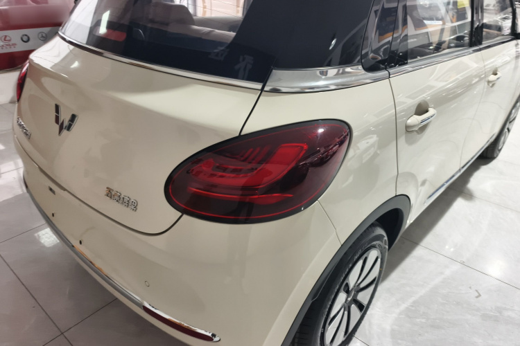 五菱汽车 五菱缤果 2025款 333km 灵犀互联款车身外观9