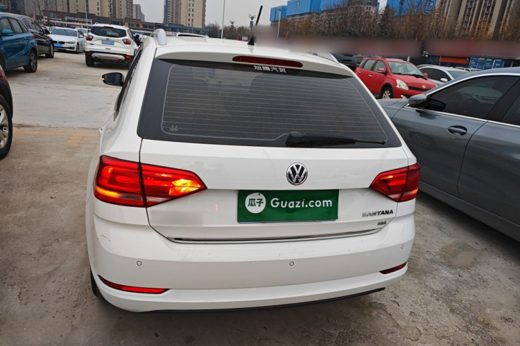 大众 桑塔纳 2017款 浩纳 1.6L 自动舒适版车身外观6