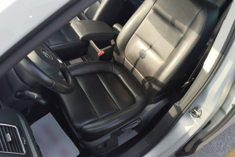 大众 夏朗 2013款 2.0TSI 标配型局部细节19