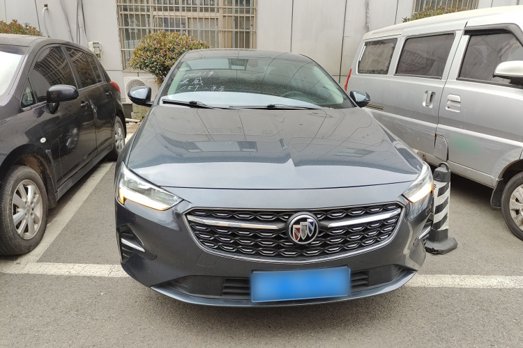 别克 君威 2020款 552T 豪华型车身外观2