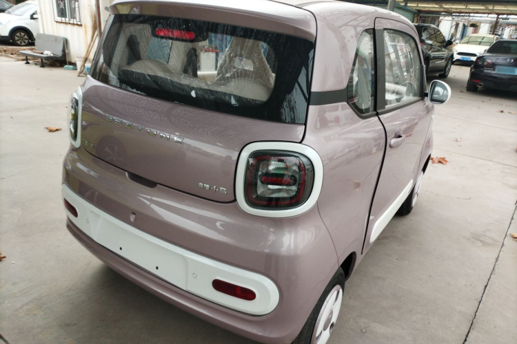 奔腾小马 2026款 222km 萌趣马 Plus车身外观7