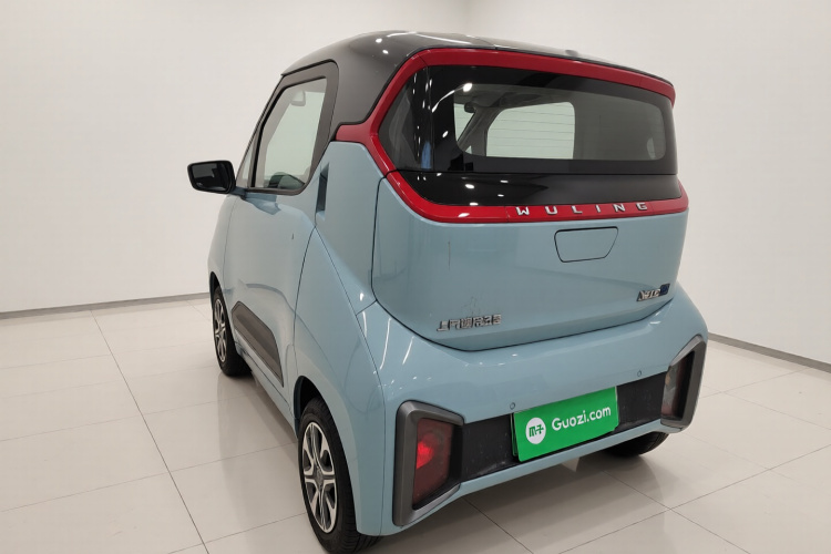五菱汽车 五菱NanoEV 2021款 玩乐款车身外观5