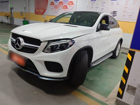 奔驰GLE轿跑 2018款 GLE 320 4MATIC 轿跑SUV