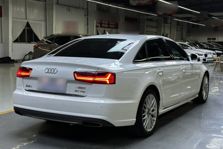 奥迪A6L 2016款 30 FSI 特别版车身外观6005