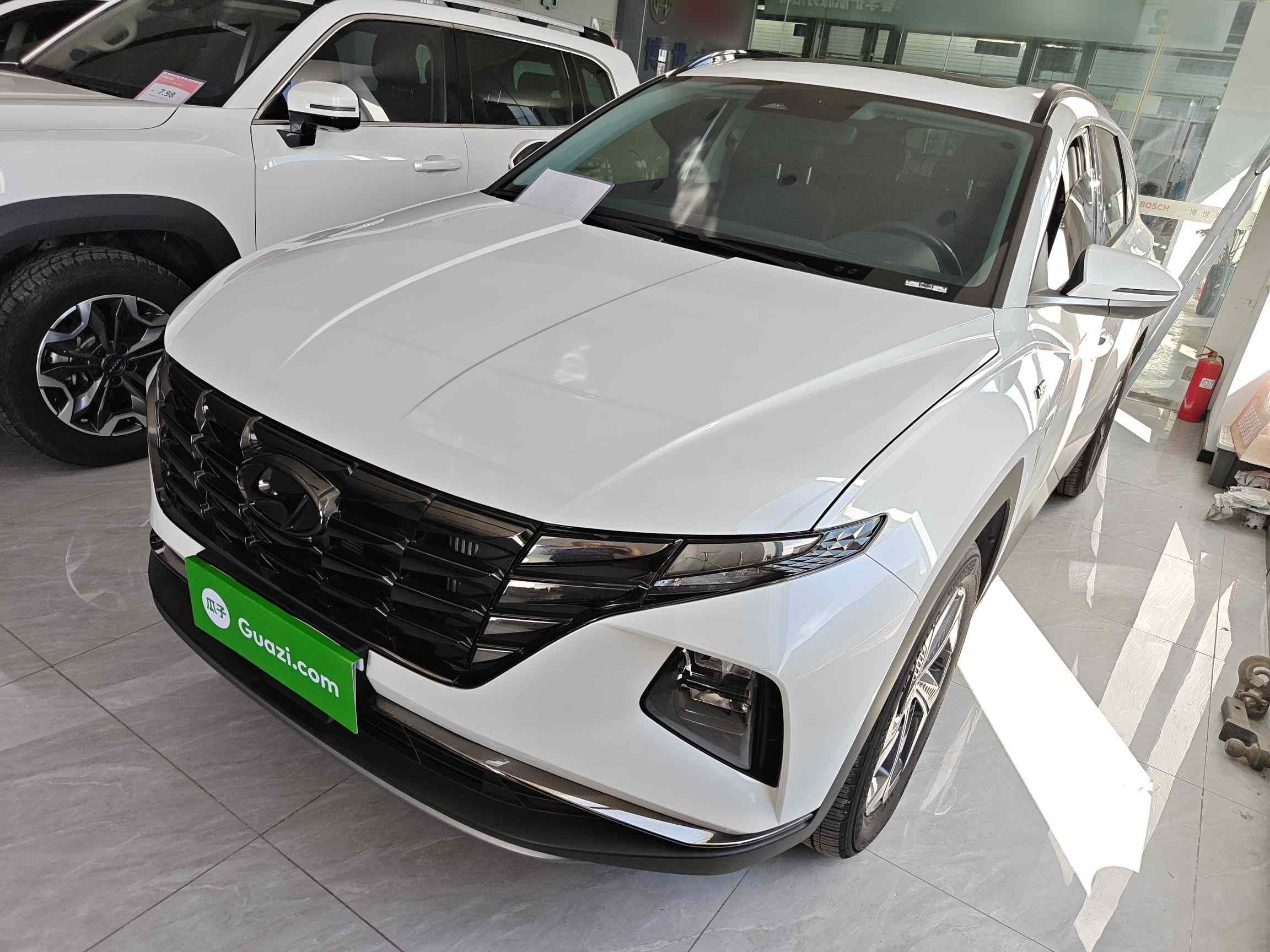 现代 2023款 途胜L 1.5T 自动两驱DLX豪华版(1)
