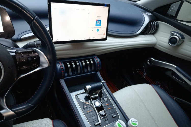 比亚迪 元PLUS 2022款 430KM 豪华型局部细节16