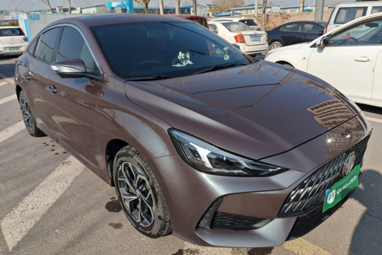 名爵 MG5 2021款 180DVVT CVT青春豪华版车身外观3