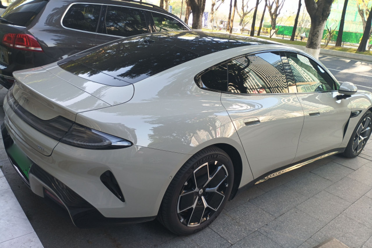 小米汽车 小米SU7 2024款 后驱长续航智驾版车身外观6005