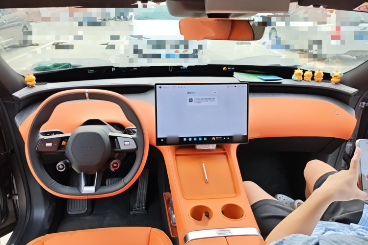 小米汽车 小米YU7 2025款 超长续航后驱版中控内饰12