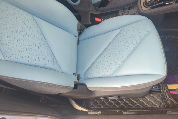 奇瑞 小蚂蚁 2023款 301km 挚爱版 磷酸铁锂局部细节41