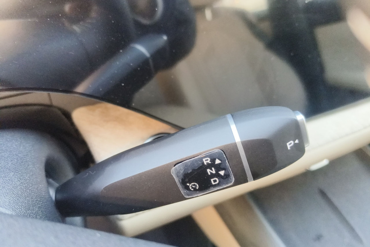 长安CS75 PLUS 2025款 第四代 1.5T 新蓝鲸 智慧旗舰型局部细节18