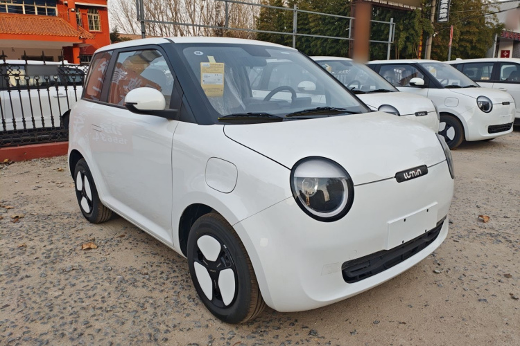 长安启源 长安Lumin 2025款 205km 香沁款车身外观3