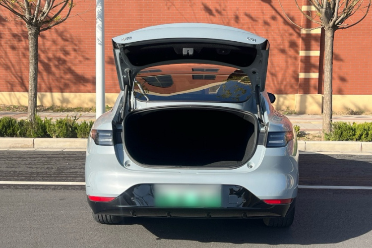 零跑汽车 零跑C01 2024款 增程 316尊享版车身外观6004