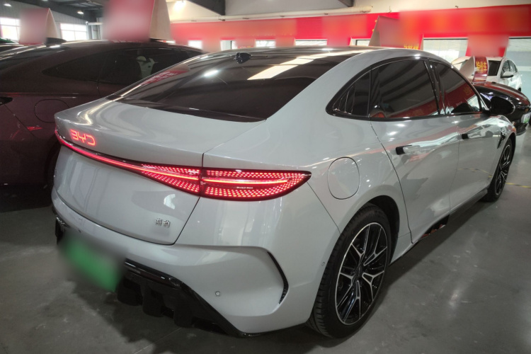 比亚迪 海豹 2025款 650智驾版车身外观6005