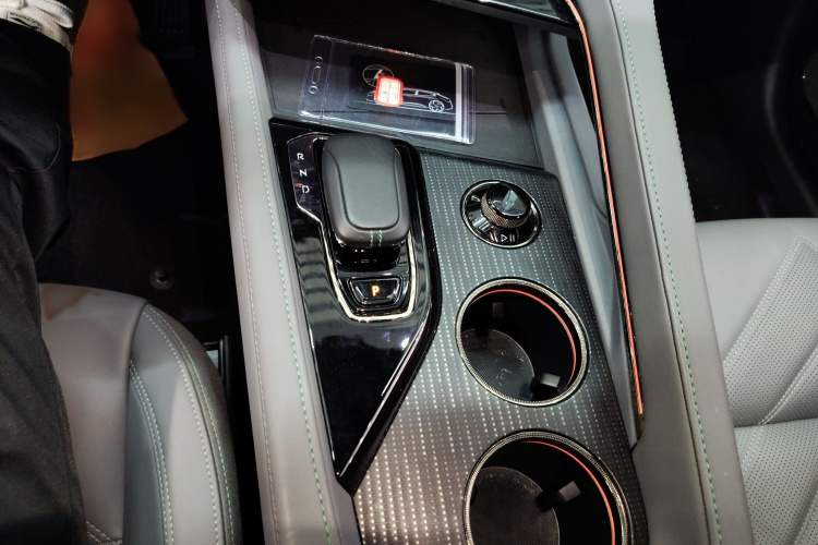 极氪001 2021款 长续航双电机 WE版局部细节18