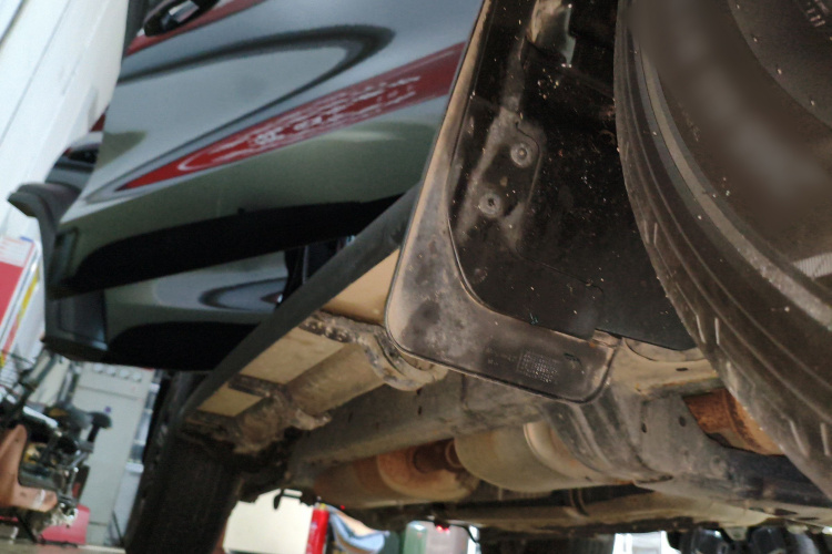 坦克300 2021款 越野版 2.0T 征服者局部细节9001