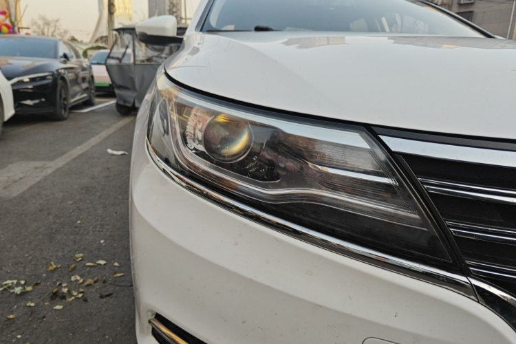 荣威i6 2018款 20T 自动互联网智享版车身外观6006