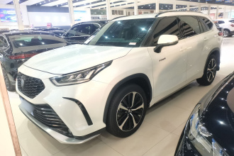 丰田 皇冠陆放 2022款 2.5L HEV四驱尊贵版