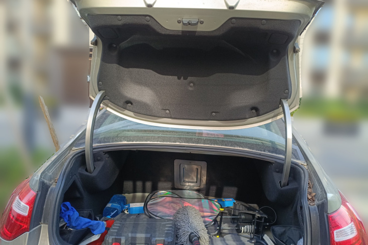 雪铁龙C5 2014款 2.0L 自动尊享型中控内饰23