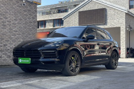 保时捷 Cayenne新能源 2022款 Cayenne E-Hybrid 2.0T 铂金版