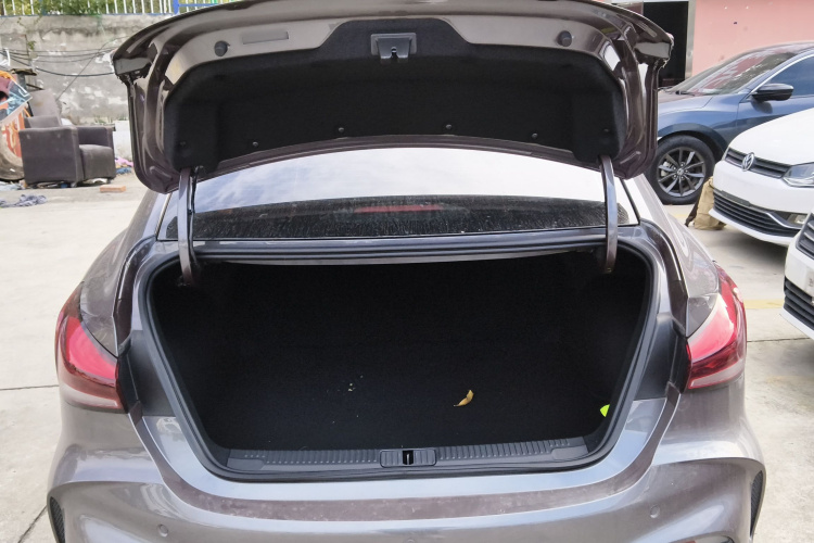 名爵 MG5 2025款 300TGI 全球旗舰版机舱底盘23