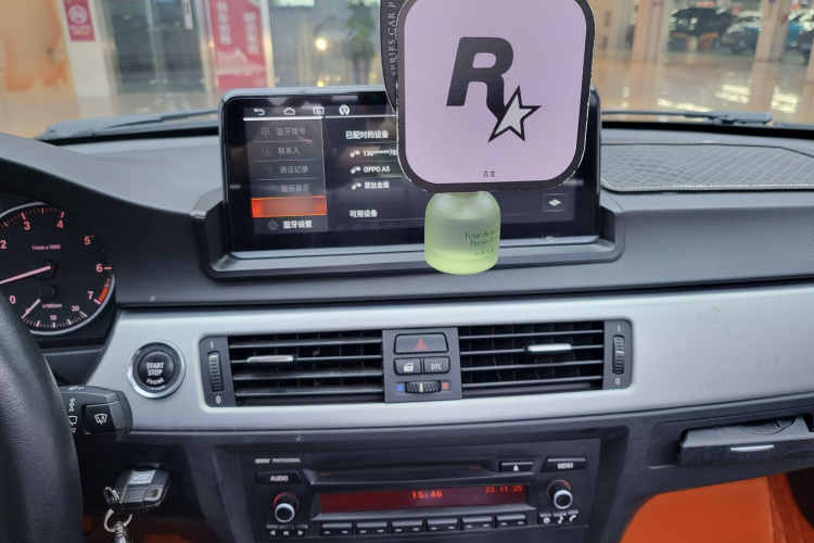 宝马3系(进口) 2011款 320i敞篷轿跑版局部细节16