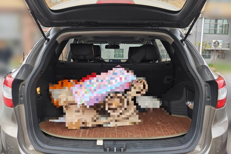 北京现代ix35 2013款 2.0L 自动两驱智能型GLS 国IV中控内饰23