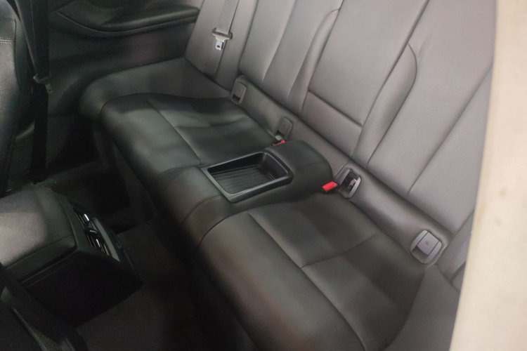 宝马4系 2014款 420i 时尚型中控内饰7004