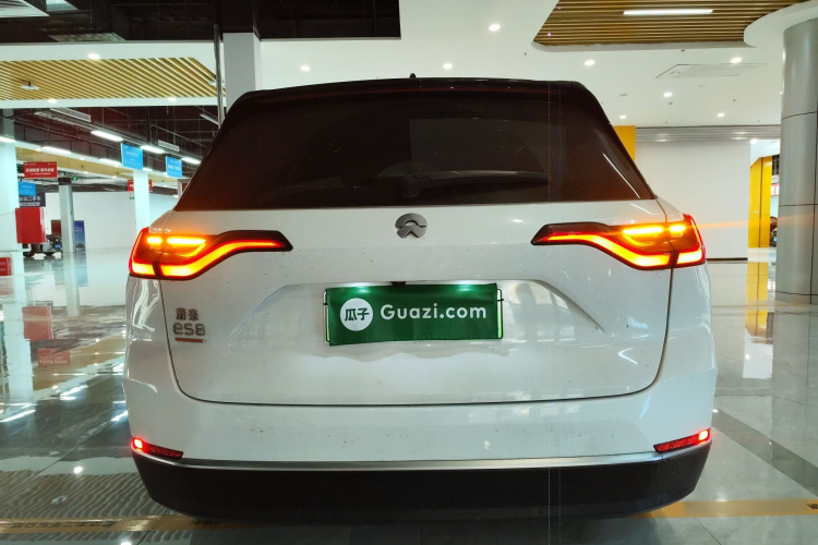 蔚来ES8 2020款 580KM 七座版车身外观6004