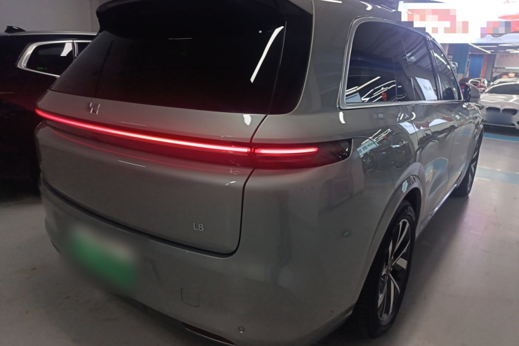 理想汽车 理想L8 2023款 Max车身外观6004