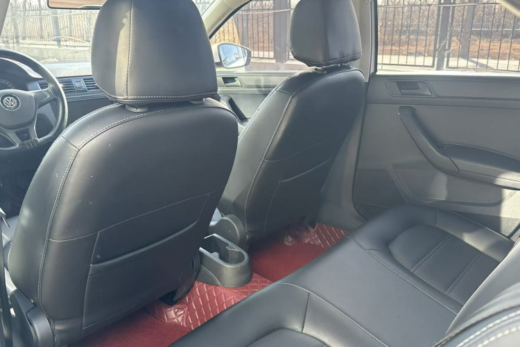 大众 桑塔纳 2021款 1.5L 自动风尚版车身外观6004