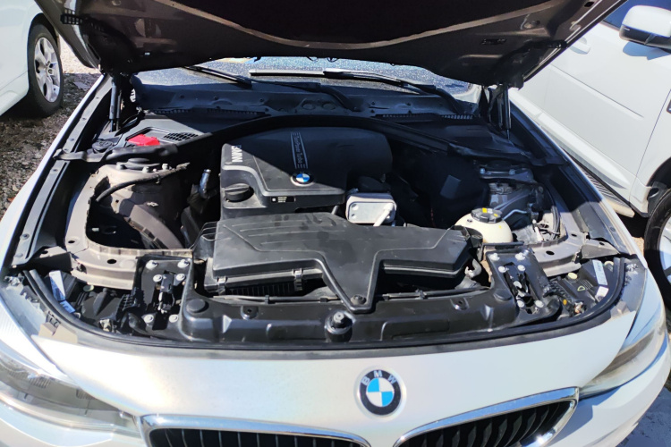 宝马3系GT 2014款 320i 领先型局部细节24