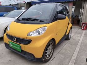 smart fortwo 2012款 1.0 MHD 硬顶标准版