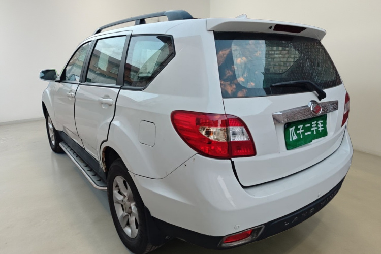 陆风X8 2014款 探索版 2.0L 都市先锋版车身外观5