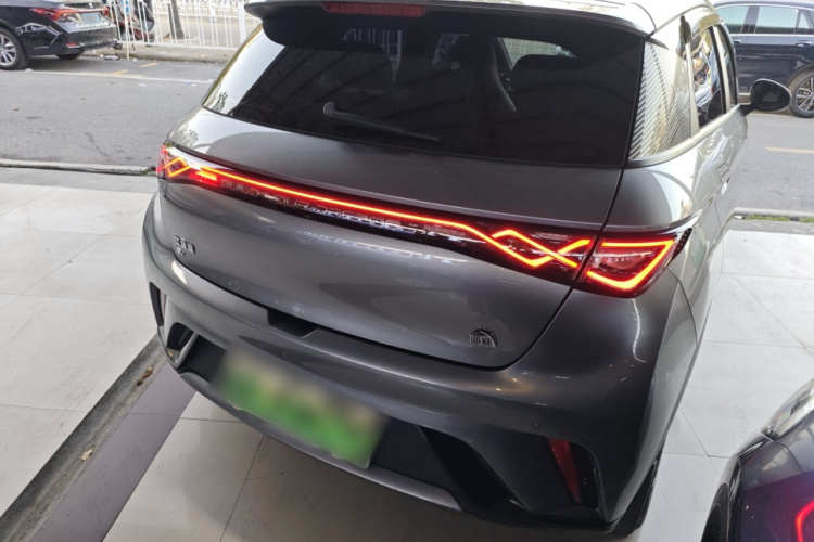 比亚迪 海豚 2023款 420km 时尚版车身外观7