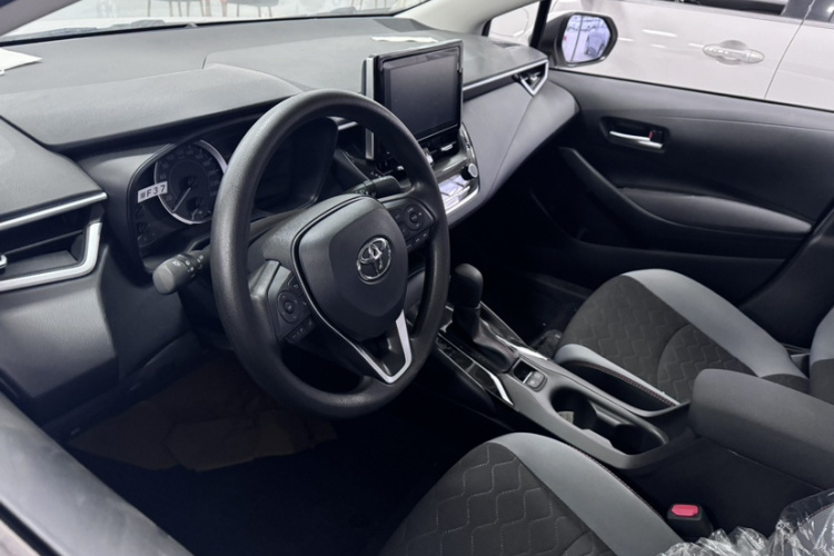 丰田 卡罗拉 2024款 1.2T 精英版中控内饰7003