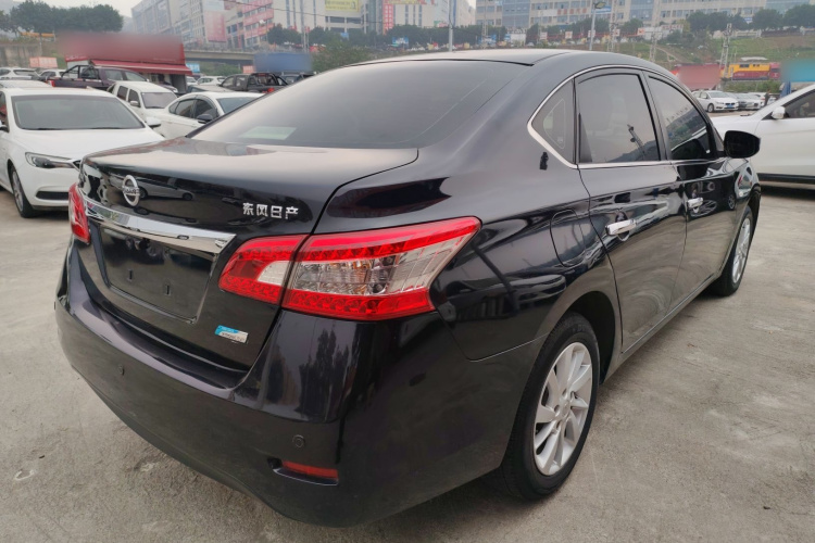 日产 轩逸 2012款 1.6XL CVT豪华版车身外观7