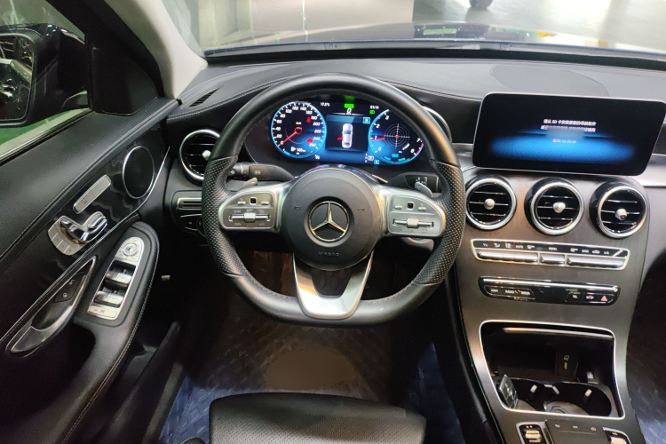 奔驰C级 2020款 C 260 L 运动版局部细节13