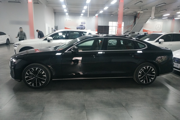 沃尔沃S90新能源 2026款 插电式混动 四驱长续航智逸豪华版车身外观6003