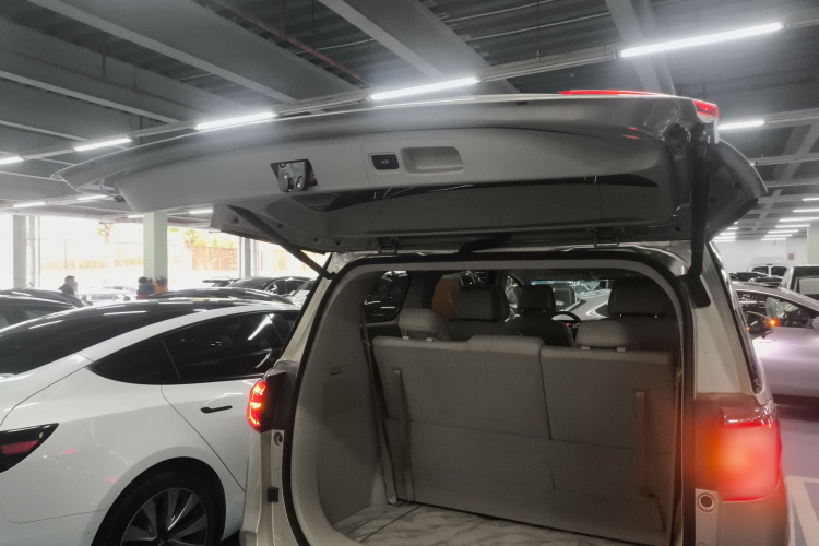 别克GL8 2023款 ES陆尊 舒适型局部细节23