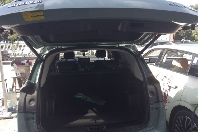 捷途山海L9 2024款 1.5TD 2DHT Max 7座局部细节23