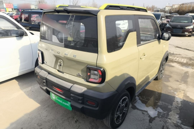 吉利银河 2025款 210km 熊猫骑士车身外观6005