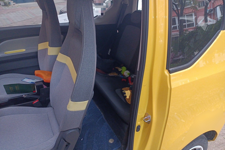 五菱汽车 宏光MINIEV 2021款 马卡龙夹心款 120km 磷酸铁锂中控内饰21