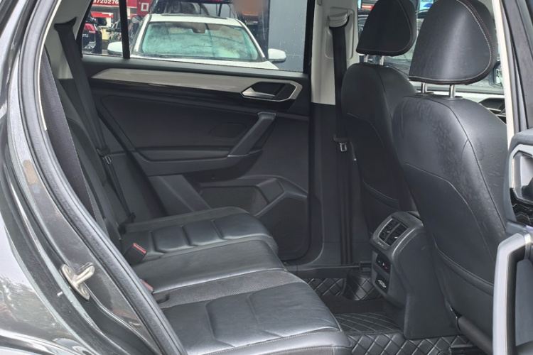 大众 探岳 2019款 330TSI 两驱豪华型 国VI中控内饰7003