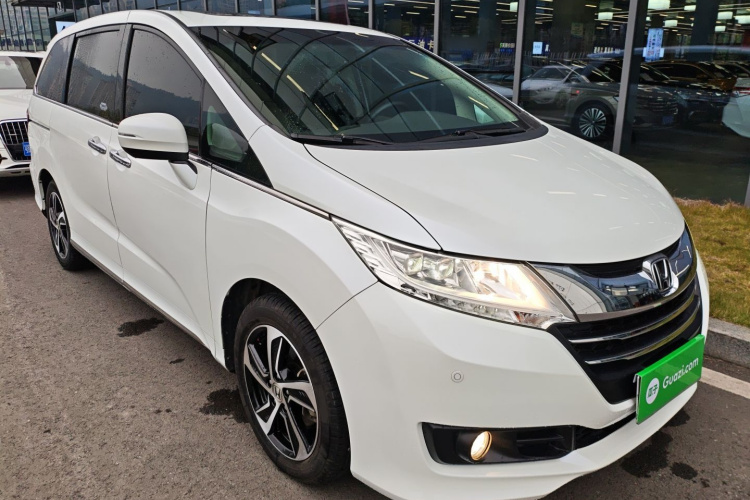 本田 奥德赛 2015款 2.4L 尊享版车身外观3