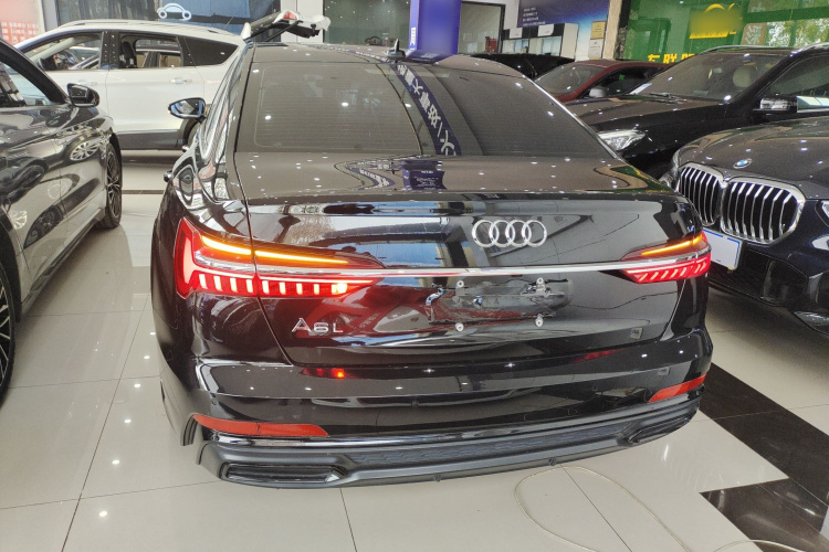 奥迪A6L 2019款 45 TFSI 臻选动感型车身外观6004