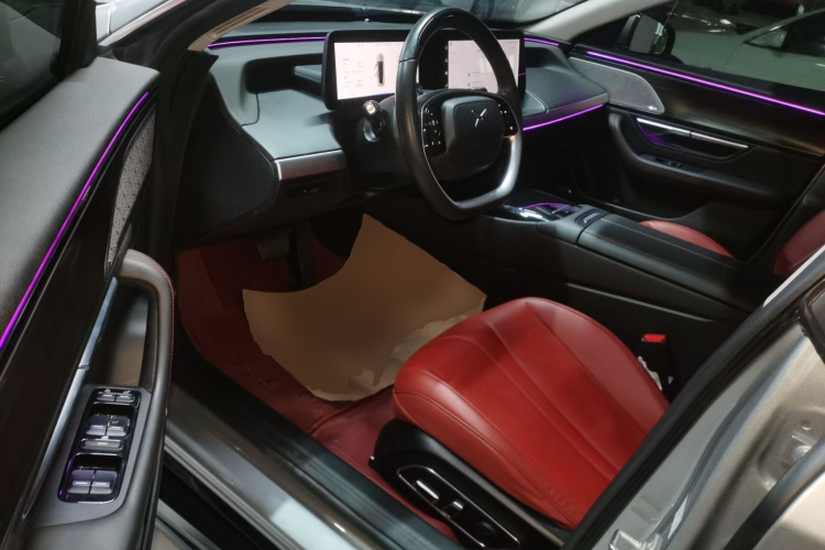 小鹏P7 2022款 670N+中控内饰7003